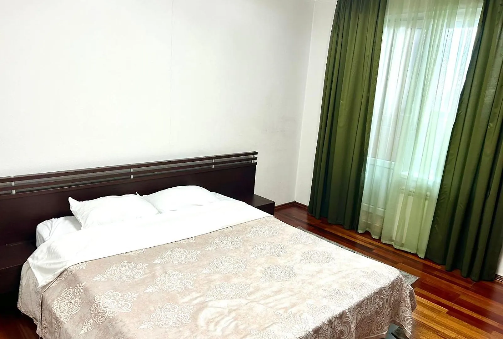 2-Bedroom Apartment In Triumph Astana אסטנה